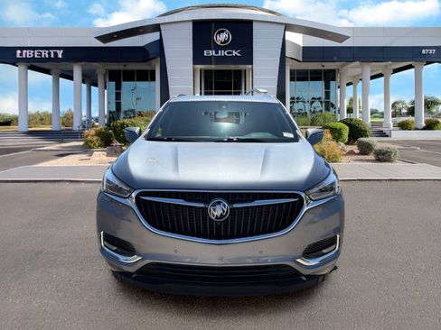 Used 2020 Buick Enclave Premium w/ Surround and Sites Package FWD image 4