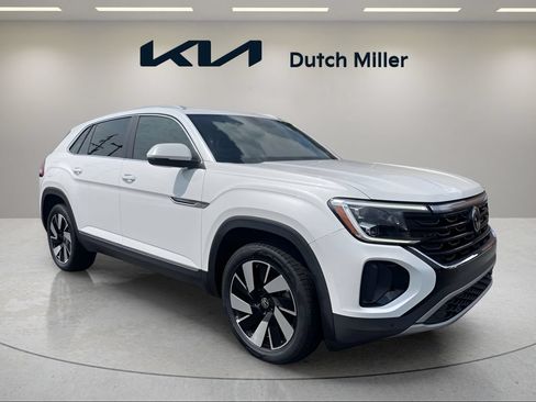 Used 2024 Volkswagen Atlas Cross Sport SEL AWD/4WD image 5