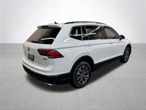 Used 2020 Volkswagen Tiguan SE AWD/4WD image 7