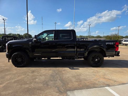 New 2026 Ford F250 Lariat w/ Black Appearance Package AWD/4WD image 8