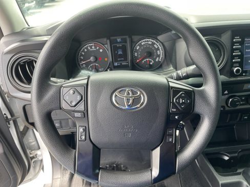 Used 2022 Toyota Tacoma SR AWD/4WD image 26