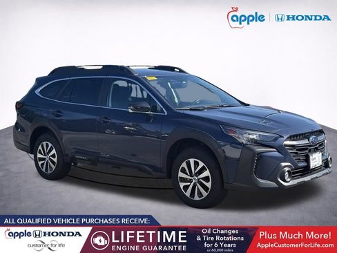 Used 2025 Subaru Outback Premium w/ Popular Package #1A AWD/4WD image 1