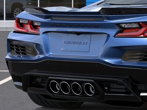New 2027 Chevrolet Corvette Grand Sport w/ Z52 Sport Performance Package RWD image 14