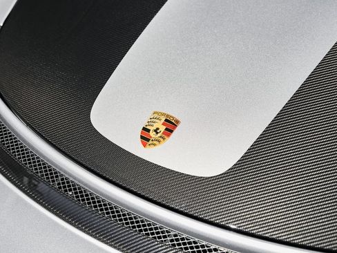 Used 2019 Porsche 911 GT2 RS RWD image 8
