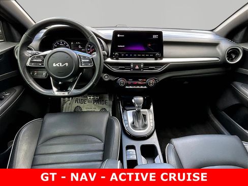 Used 2022 Kia Forte GT-Line w/ GT-Line Premium Package FWD image 7