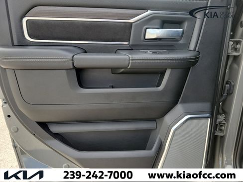 Used 2026 RAM 2500 Laramie AWD/4WD image 13