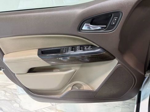 Used 2019 GMC Canyon SLE w/ SLE Convenience Package image 10