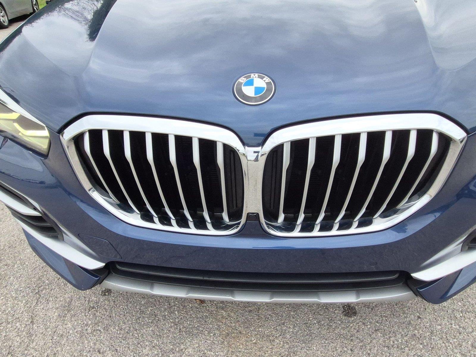 Used 2023 BMW X5 xDrive40i w/ Luxury Seating Package AWD/4WD image 13
