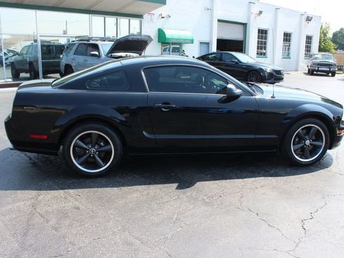 Used 2008 Ford Mustang GT Premium RWD image 4