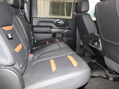 Used 2022 GMC Sierra 2500 AT4 image 36