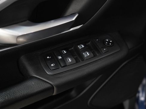 Used 2019 RAM 1500 Big Horn AWD/4WD image 18