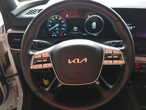 Used 2024 Kia Telluride SX w/ Towing Package AWD/4WD image 8
