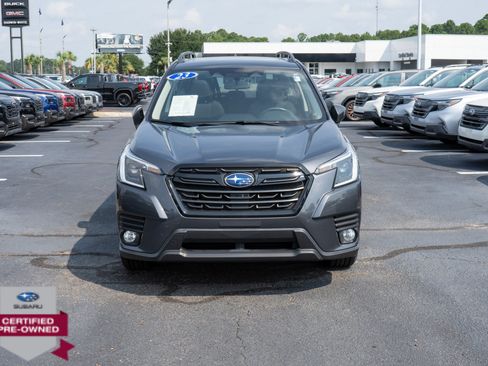 Certified 2023 Subaru Forester Premium AWD/4WD image 8