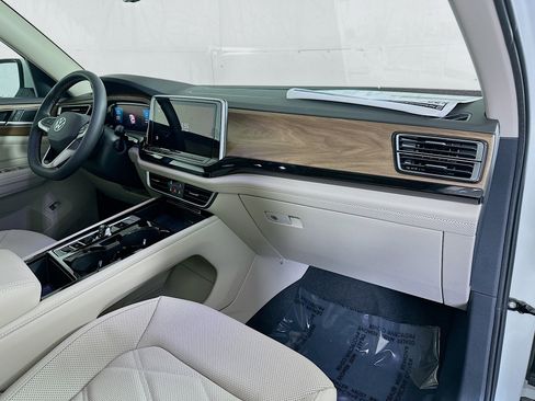 New 2026 Volkswagen Atlas SE AWD/4WD image 29