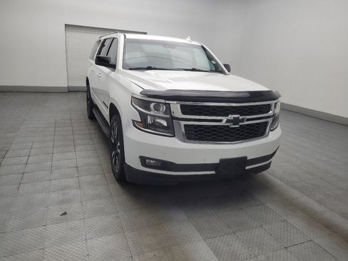 Used 2019 Chevrolet Suburban Premier AWD/4WD image 13