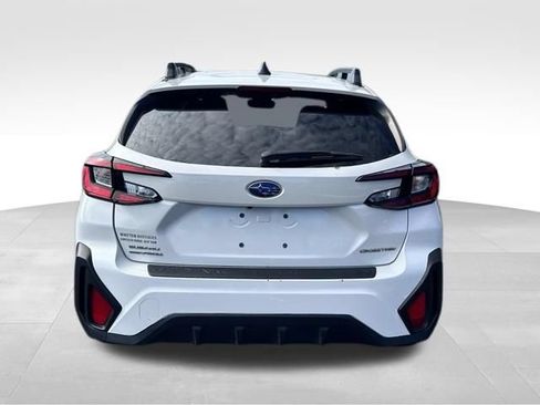 Used 2024 Subaru Crosstrek 2.0i Premium w/ Crosstrek Mirror Package AWD/4WD image 6