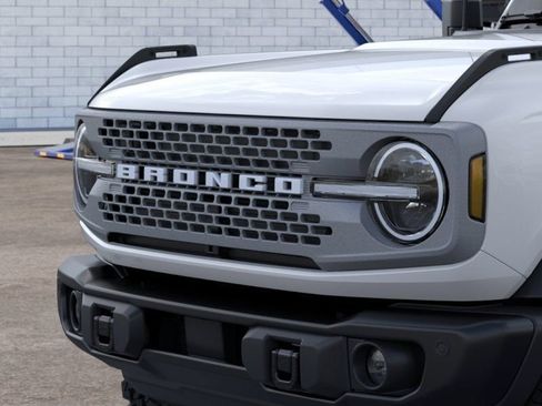 New 2026 Ford Bronco Badlands AWD/4WD image 19