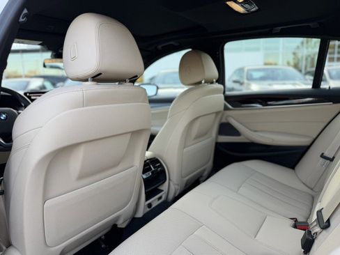 Certified 2023 BMW 540i w/ Premium Package image 15