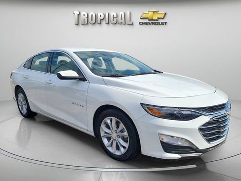 Used 2025 Chevrolet Malibu LT image 7