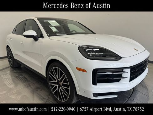 Used 2025 Porsche Cayenne S AWD/4WD image 1