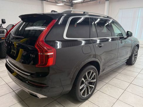 Used 2016 Volvo XC90 T6 Momentum w/ Momentum Plus Package AWD/4WD image 9
