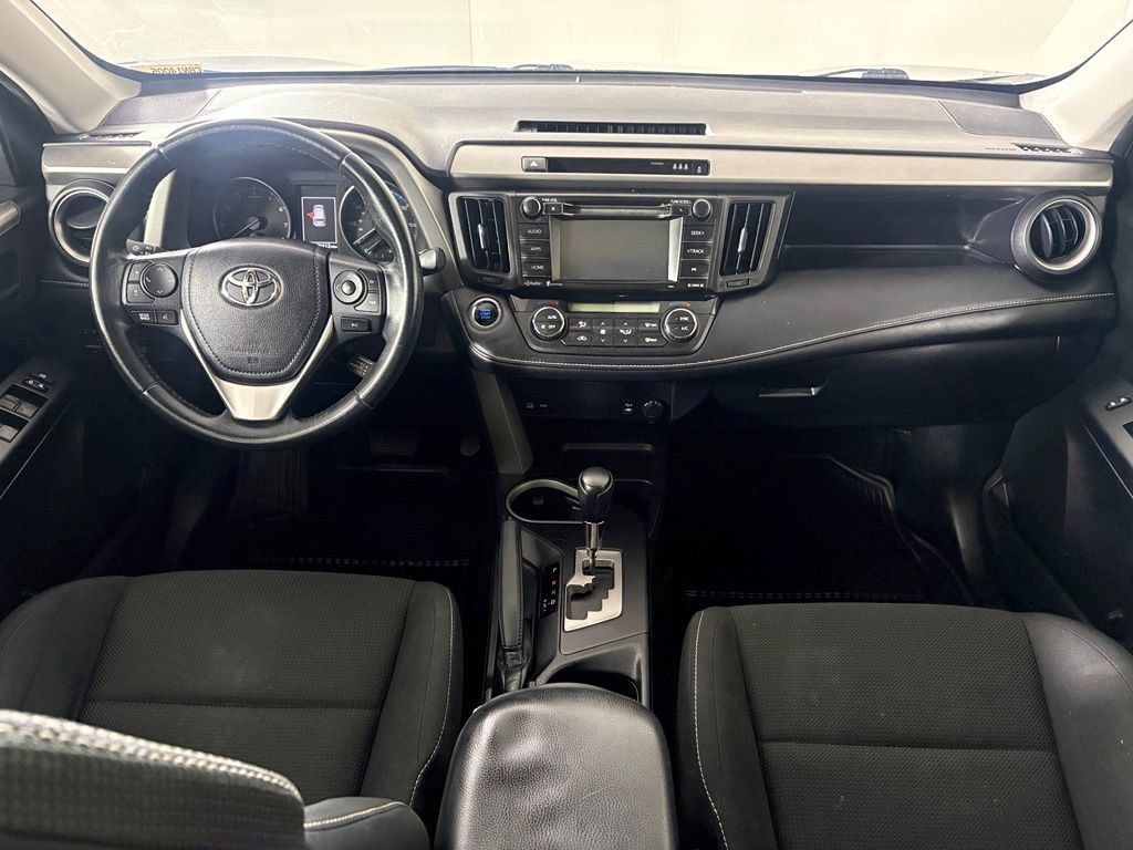 Used 2018 Toyota RAV4 XLE w/ Plus Extra Value Package AWD/4WD image 39