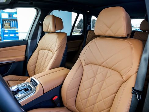 New 2026 BMW X5 xDrive50e w/ Executive Package image 21