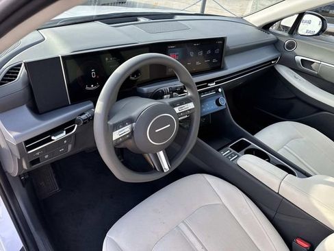 Used 2025 Hyundai Sonata SEL FWD image 37