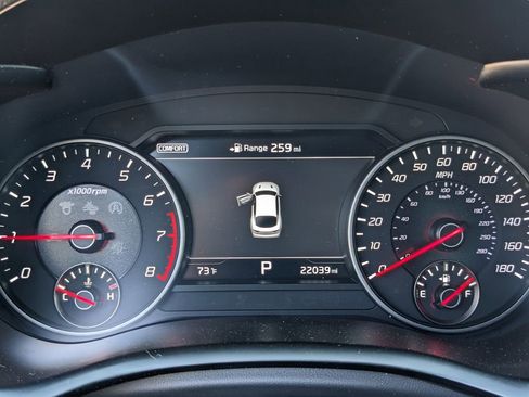 Used 2020 Kia Stinger GT1 image 34