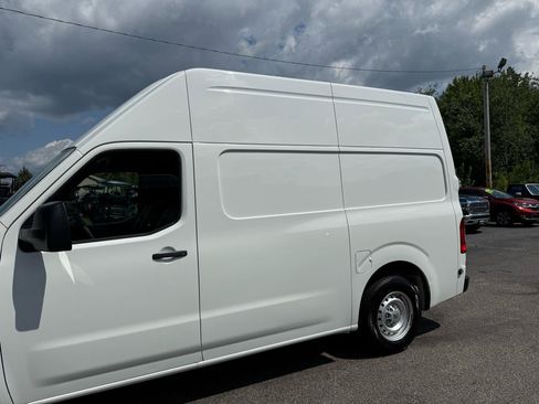 Used 2018 Nissan NV 2500 S RWD image 5