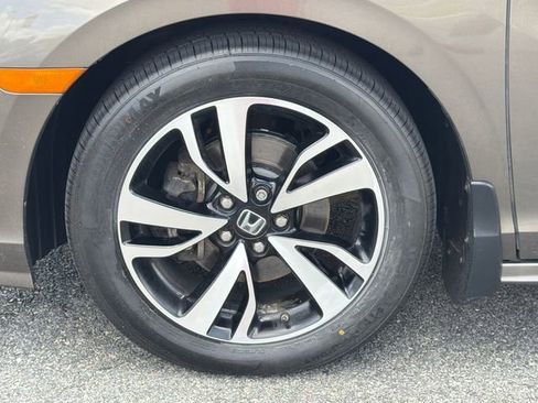 Used 2018 Honda Odyssey Elite image 11