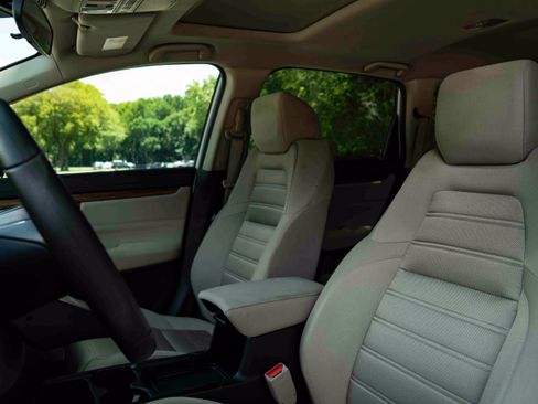 Used 2022 Honda CR-V EX image 17