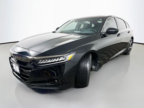 Used 2022 Honda Accord Sport image 3