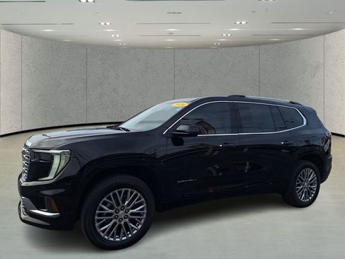 Used 2024 GMC Acadia Denali FWD image 1