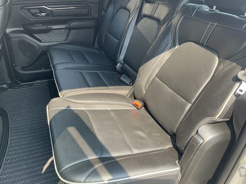 Used 2022 RAM 1500 Limited w/ Body-Colour Bumper Group AWD/4WD image 35