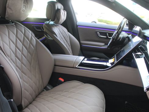 New 2025 Mercedes-Benz S 580 4MATIC Sedan image 21