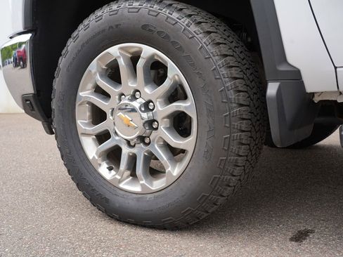 Used 2024 Chevrolet Silverado 3500 LTZ w/ LTZ Plus Package AWD/4WD image 33