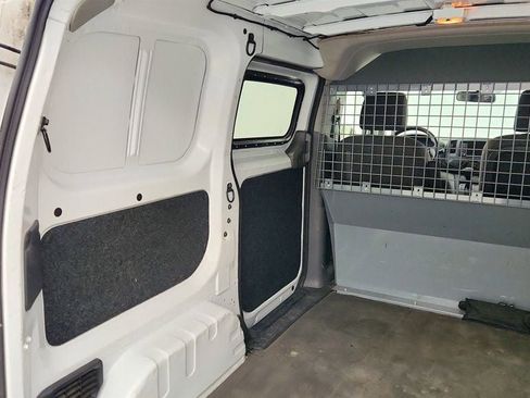 Used 2021 Nissan NV200 SV w/ Sliding Door Glass Package image 21