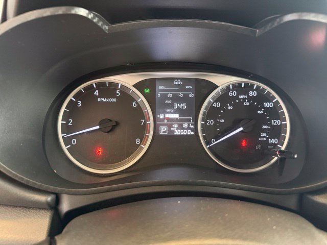 Used 2020 Nissan Versa S FWD image 15