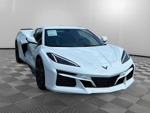 Used 2024 Chevrolet Corvette E-Ray w/ ZER Performance Package AWD/4WD image 7
