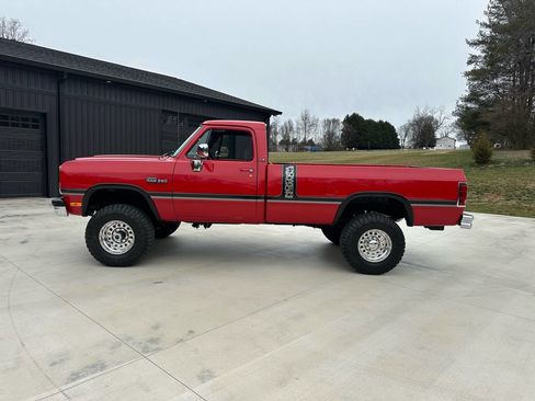 Used 1993 Dodge D/W Truck 250 image 5