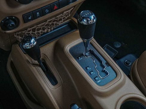 Used 2015 Jeep Wrangler Unlimited Sahara w/ Trailer Tow Group image 20