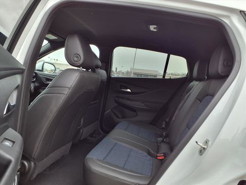 New 2026 Buick Envista Preferred image 17