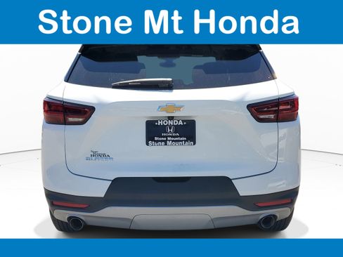 Used 2025 Chevrolet Blazer LT FWD image 5