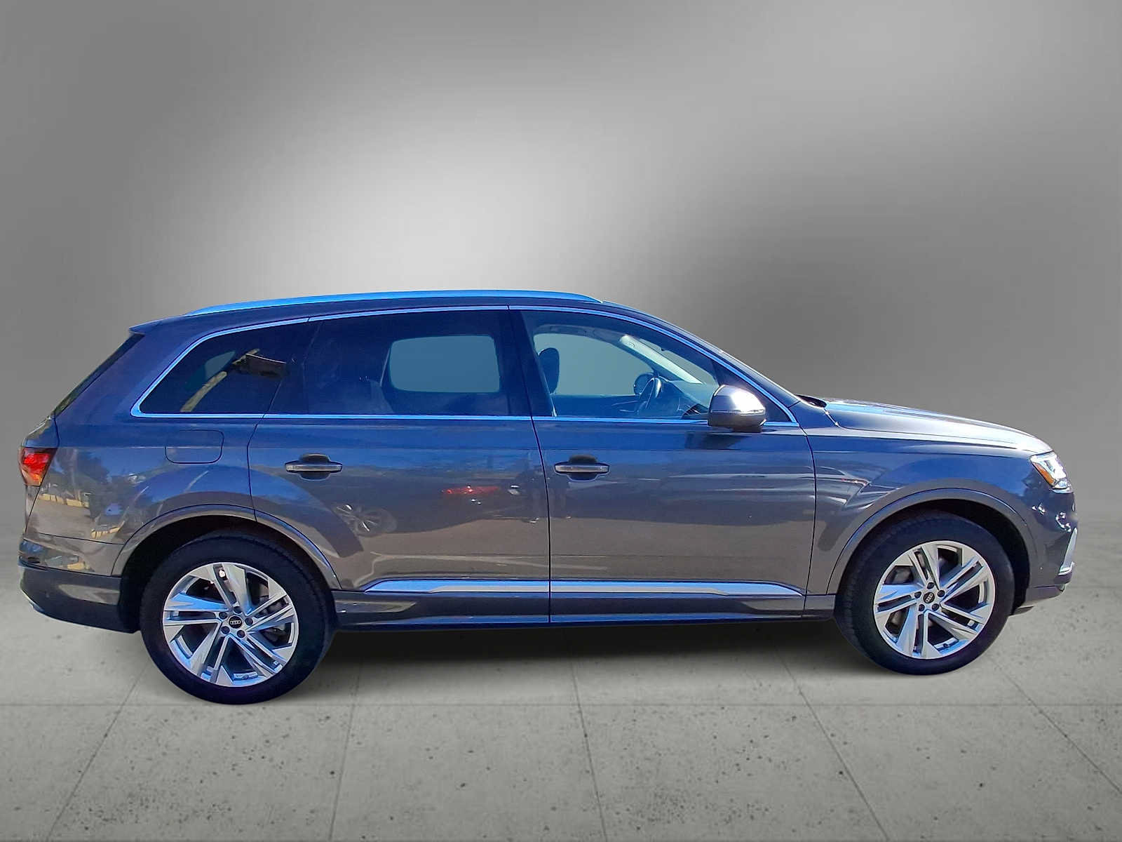 Used 2023 Audi Q7 2.0T Premium w/ Convenience Package AWD/4WD image 9