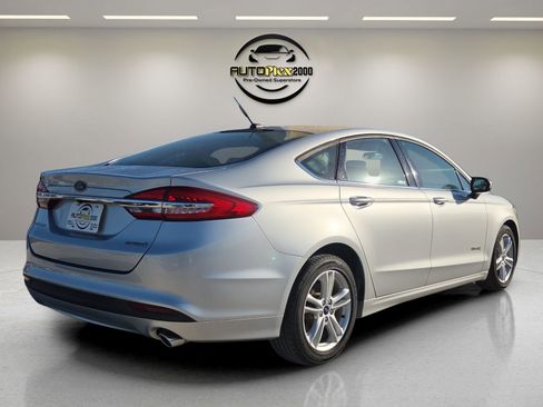 Used 2018 Ford Fusion S FWD image 7