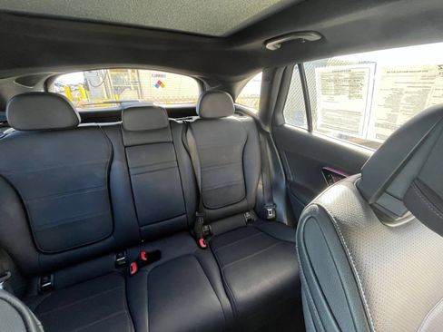 Used 2024 Mercedes-Benz GLC 300 image 34