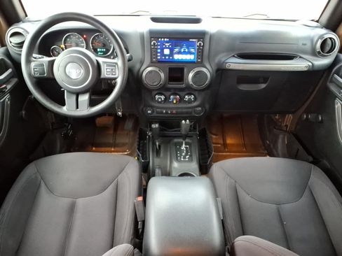 Used 2015 Jeep Wrangler Unlimited Sport AWD/4WD image 11