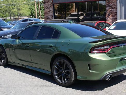Used 2021 Dodge Charger Scat Pack w/ Plus Group RWD image 5