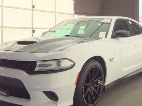 Used 2020 Dodge Charger R/T w/ Blacktop Package image 4